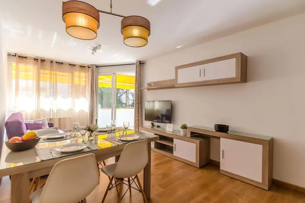 Apto Park Lein, 5 Huespedes Muy Cerca De La Playa يوريت دي مار 0*,  إسبانيا